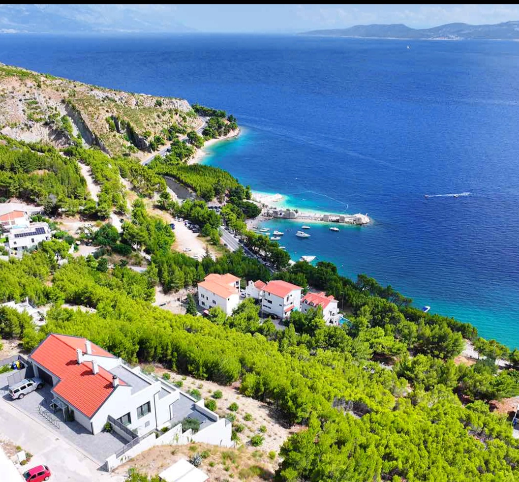 LUKSUZNA VILA OMIŠ