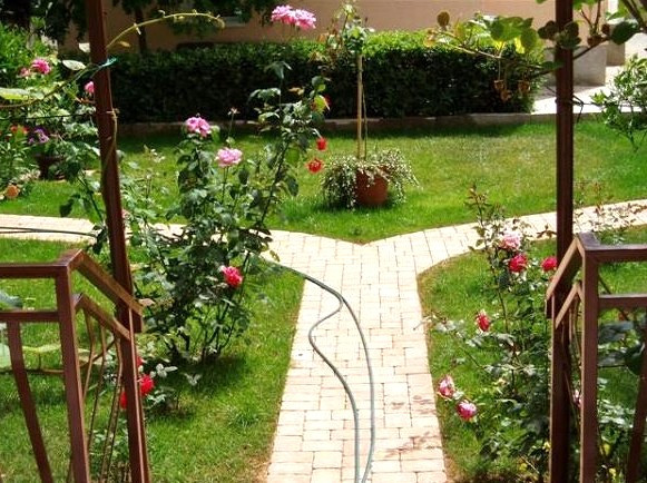 STUNNING BEACHFRONT HOUSE FOR SALE IN SV.FILIP I JAKOV(TURANJ), ZADAR RIVIERA