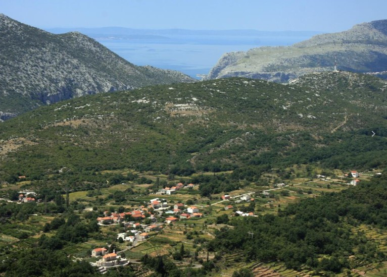 BAULAND MIT BAUGENEHMIGUNG