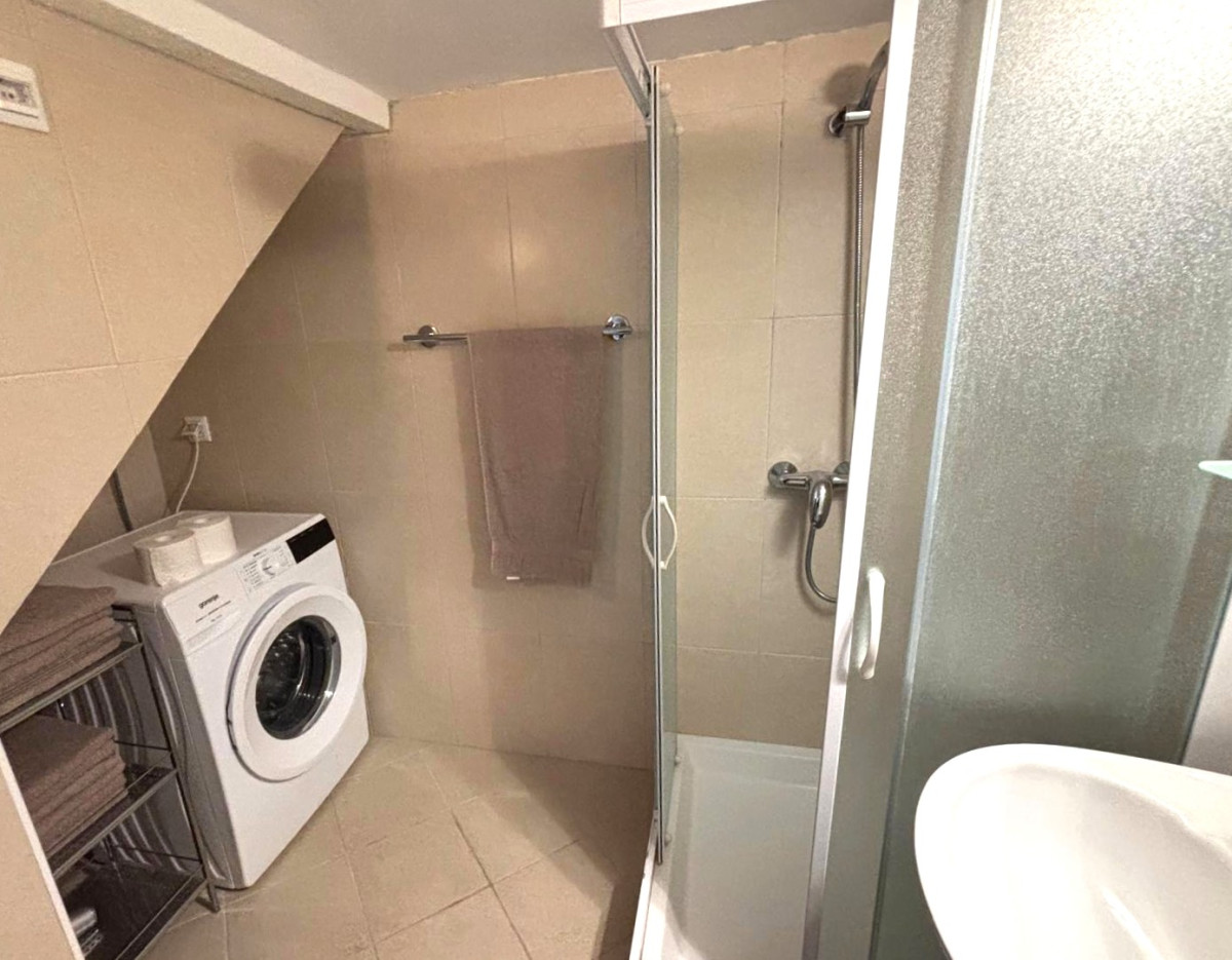 STONE HOUSE FIRST ROW BY THE SEA