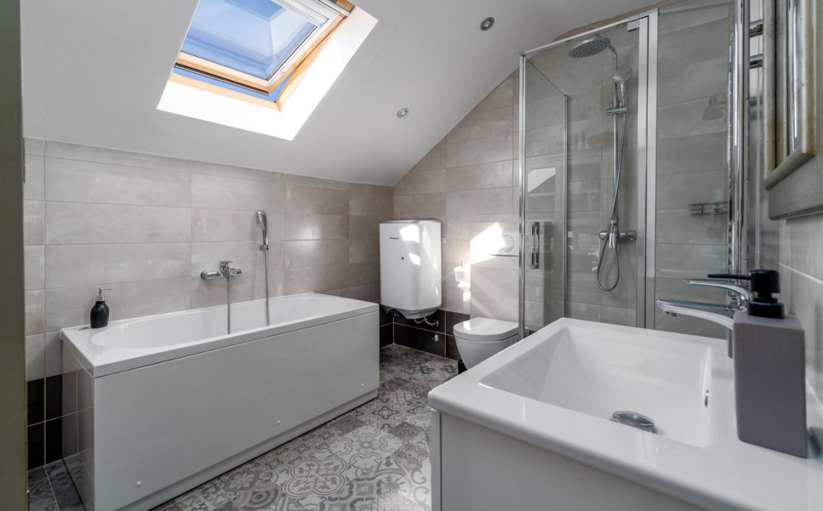 A CHARMING HOUSE FOR NATURE LOVERS