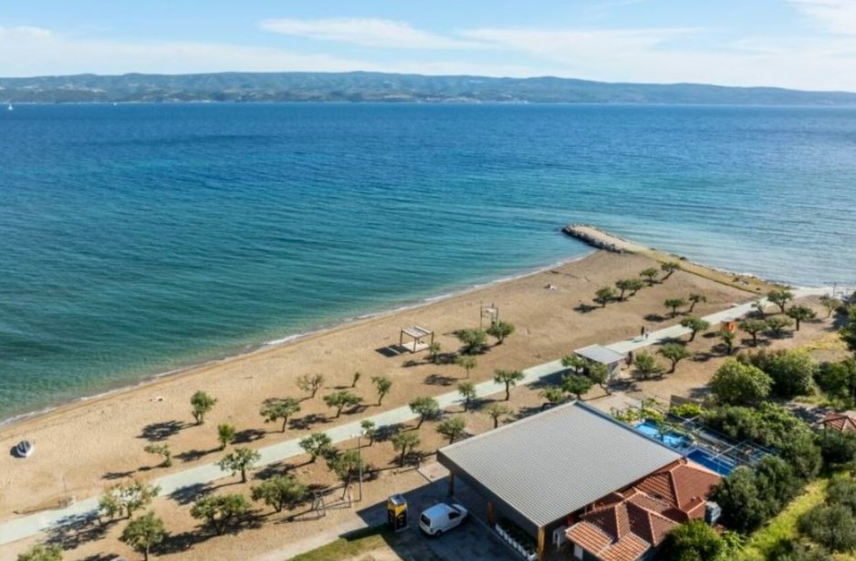 Two-bedroom apartment near the sea
