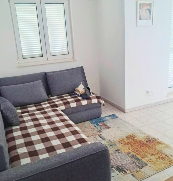 Two-bedroom apartment near the sea