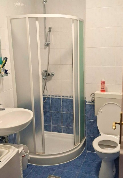 Two-bedroom apartment near the sea