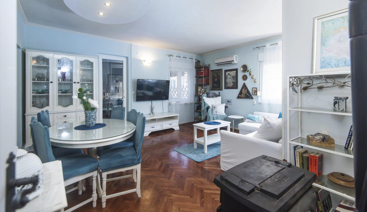 DREIZIMMERWOHNUNG, ATTRAKTIVE LAGE (BACVICE)