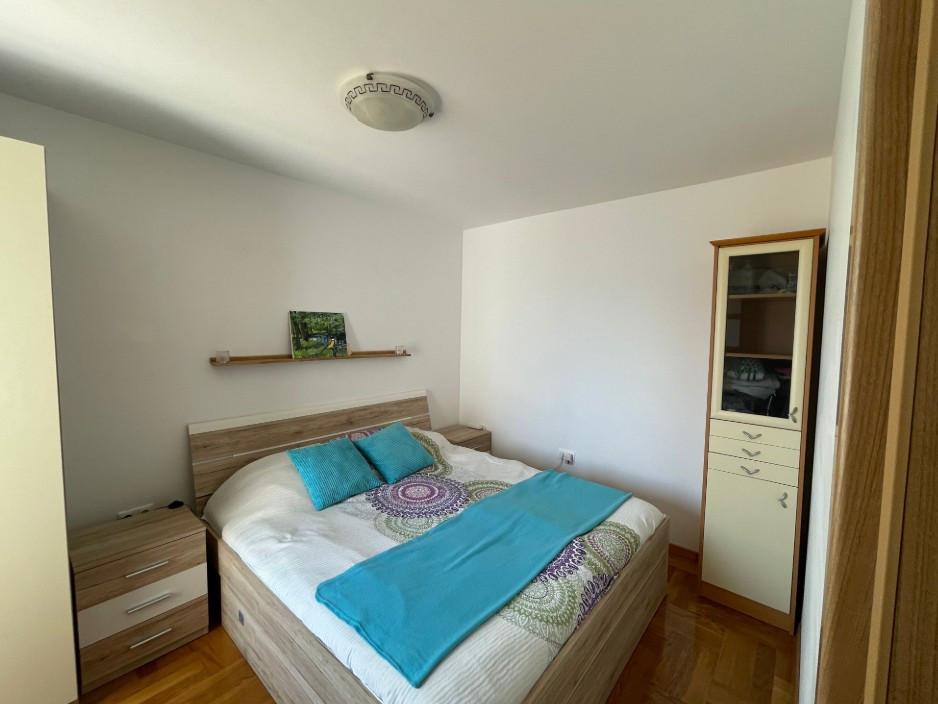 ZWEIZIMMER-WOHNUNG, TOPLAGE, NUR WENIGE SCHRITTE VOM MEER ENTFERNT