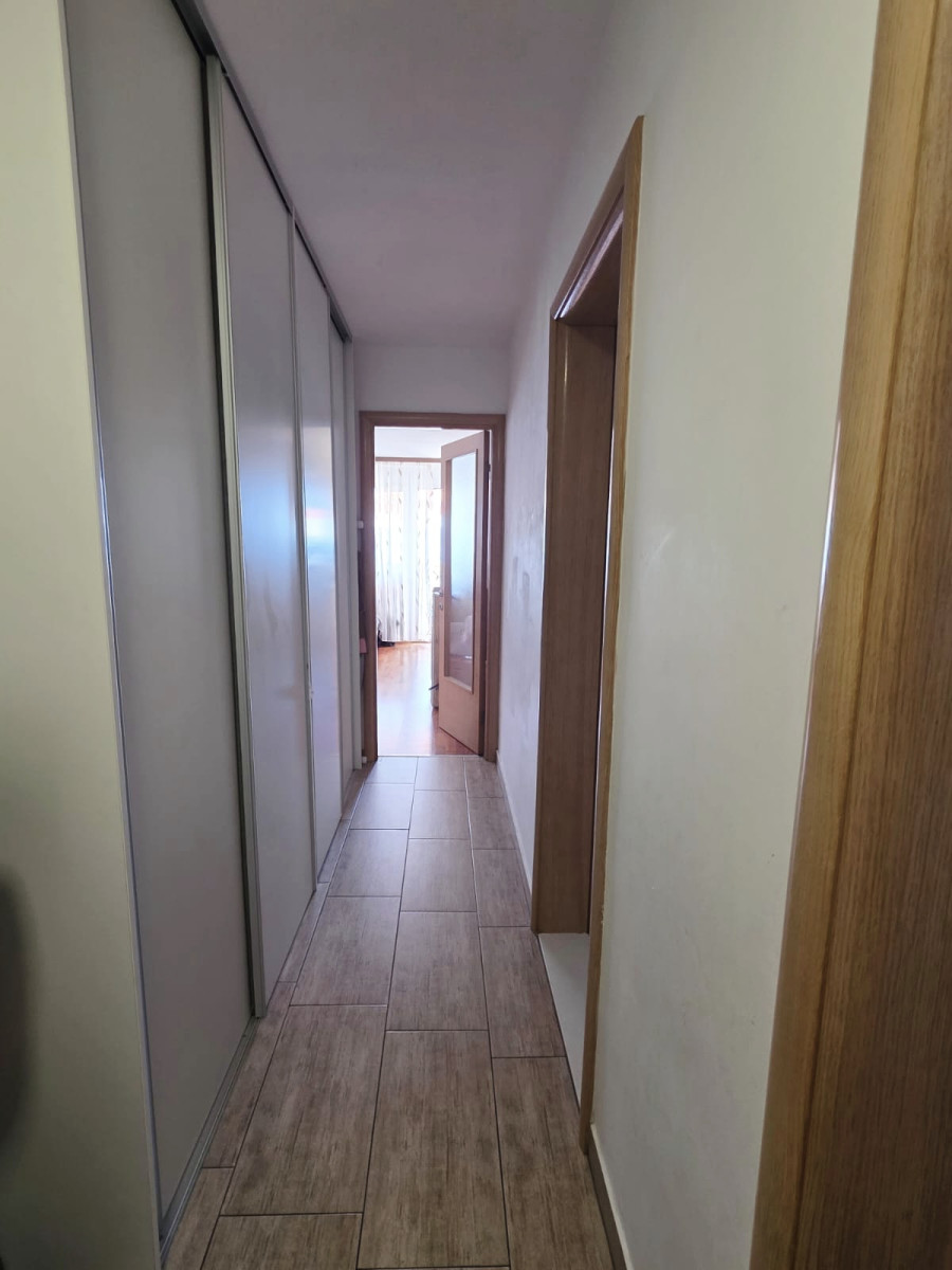ATTRAKTIVE 2-ZIMMER-WOHNUNG MIT MEERBLICK – DUGI RAT