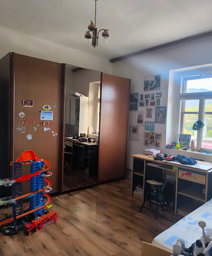 KAMENA DALMATINSKA KUĆA OMIŠ, GATA