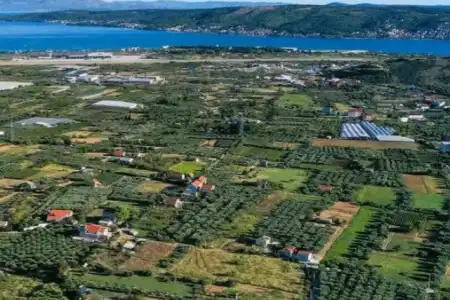 GRAĐEVINSKO ZEMLJIŠTE , PLANO, TROGIR