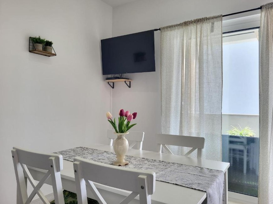 APARTMANSKA KUĆA BLIZU MORA