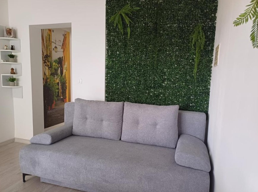 APARTMANSKA KUĆA BLIZU MORA
