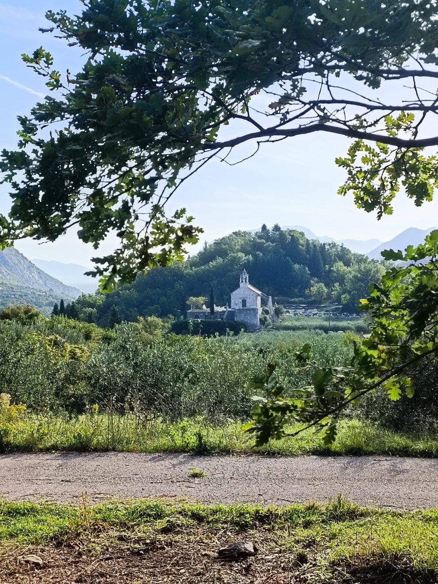 GRAĐEVINSKO ZEMLJIŠTE, OSTRVICA