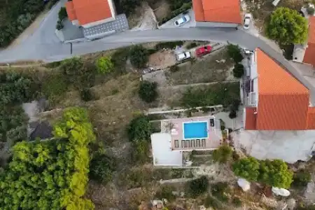GRAĐEVINSKO ZEMLJIŠTE OMIŠ